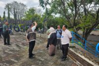 Balai Besar Wilayah Sungai (BBWS) Pemali Juana bersama sejumlah instansi terkait saat meninjau Irigasi di Waduk Kedungombo. (Ist)