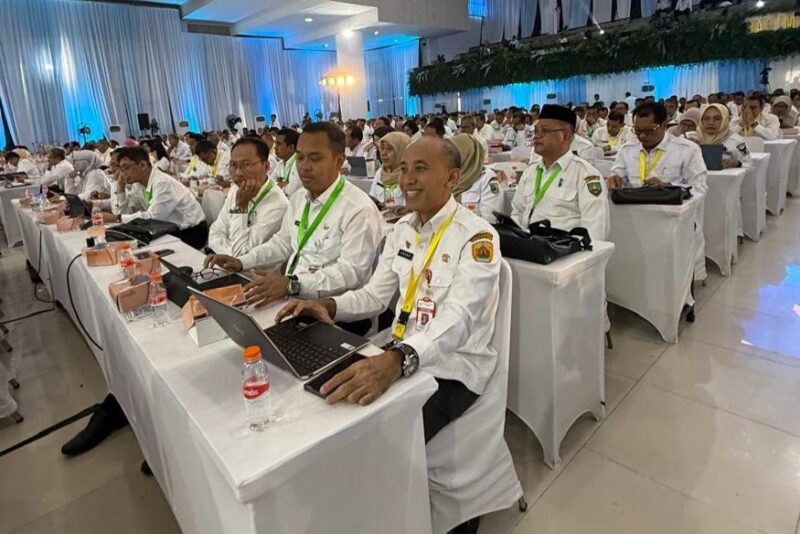 Sekda Grobogan Anang Armunanto saat mengikuti retret di Jatinangor, Sumedang Jawa Barat. (media sapujagad.com/dok)